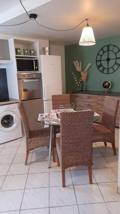 Les Galipes Apartment โอต์วิลเลส์ ภายนอก รูปภาพ
